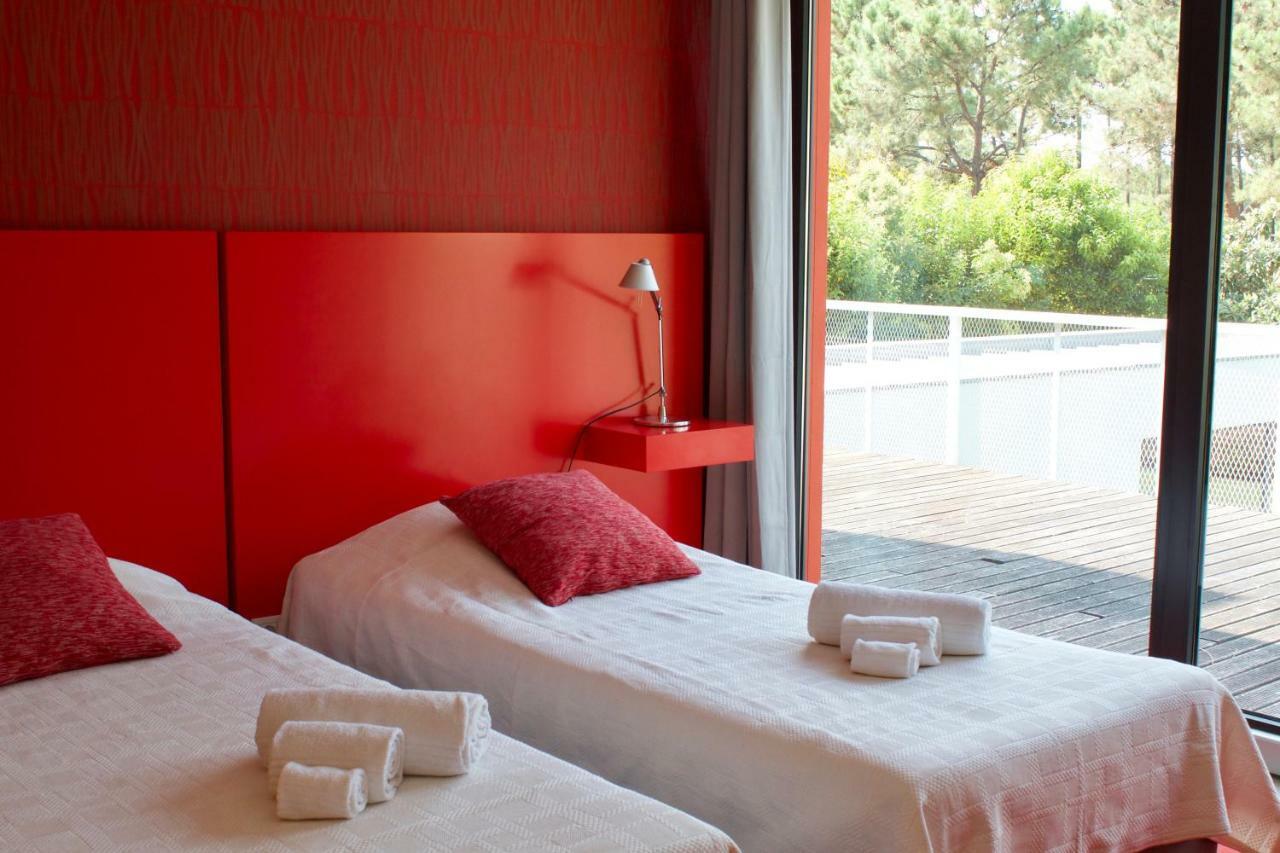 Design House Aroeira Golf Villa ชาร์เนกา ภายนอก รูปภาพ